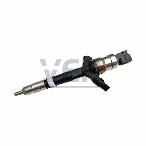 095000-0770 23670-30035 23670-30040 Injector for 2KD-FTV Engine Toyota  Hiace 2.5 d