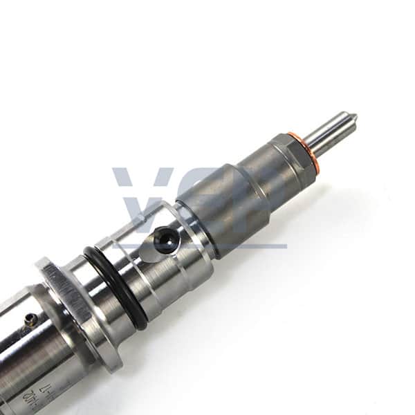 Komatsu PC200-8 Injector Fits 6754-11-3011 6754-11-3010 0445120059  0445120231